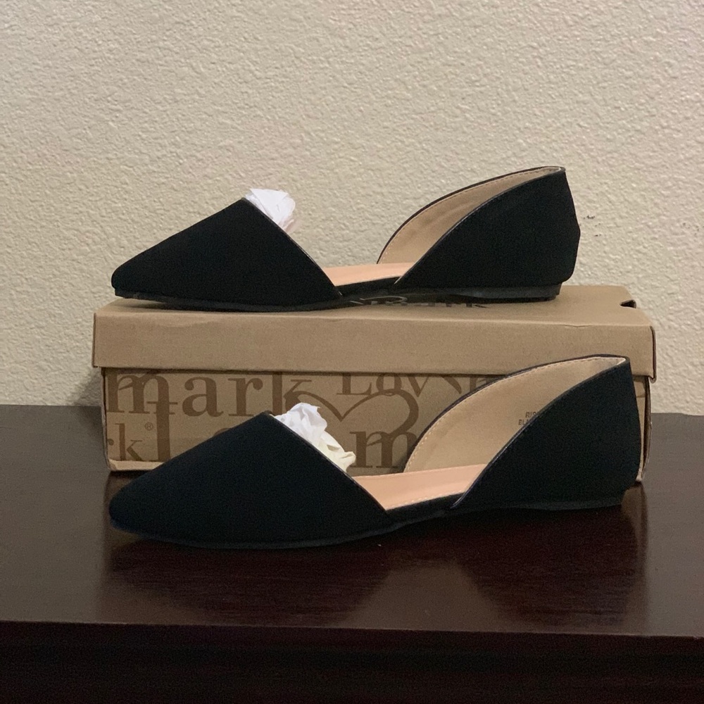 Pointed Toe Ballet Flats- Black
